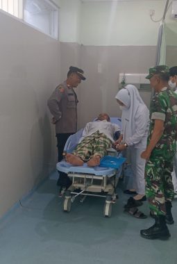 Cegah Gangguan Kamtibmas, Polsek Klego Evakuasi ODGJ Mengamuk
